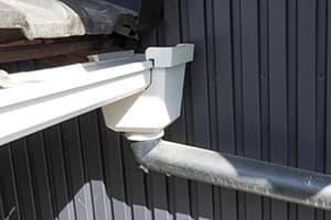 雨樋工事｜大阪雨漏り修理センターの塗装メニュー